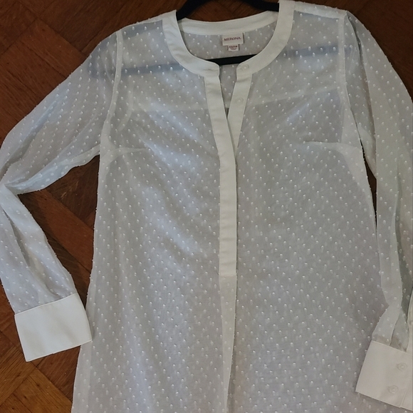 Long sleeve sheer swiss dot blouse/shirt sz xs Hp🔥🔥🔥 - Picture 2 of 6